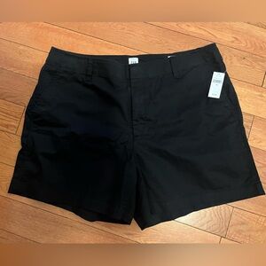 NWT Gap Factory Black Downtown Khaki Shorts, size 16